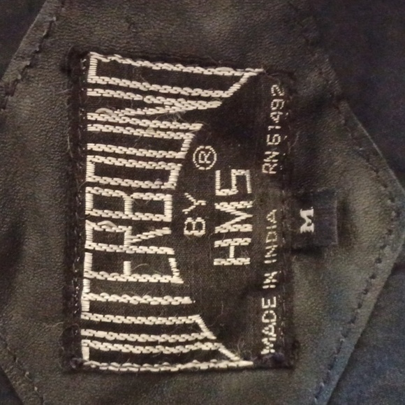 OUTERBOUND BY HMS. CROPPED LEATHER MOTOR CYCLE JACKET - Picture 9 of 10